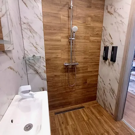 Apartmenthaus Oborishte - 27 פנגיורישטה